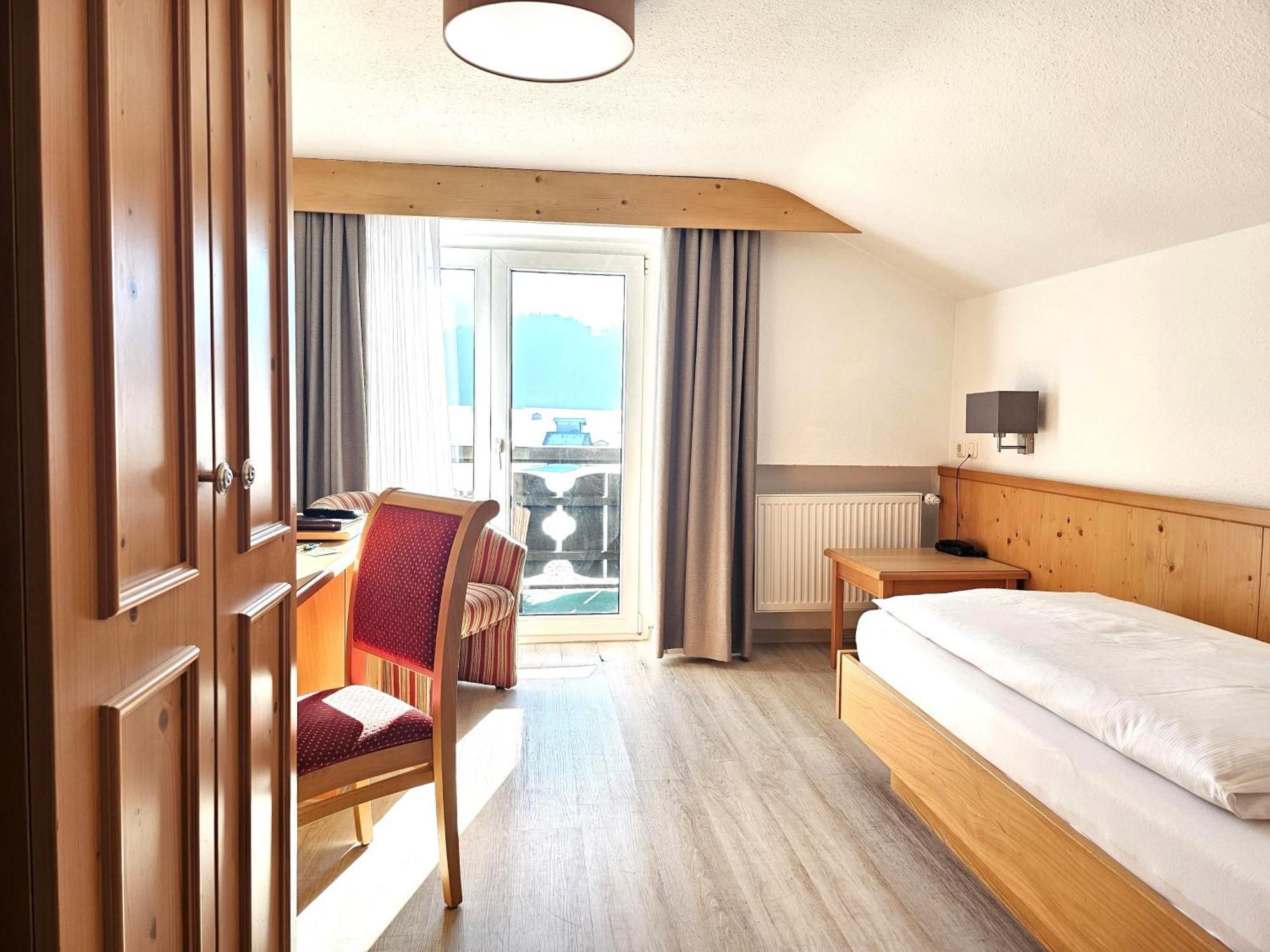 Hotel Cafe Fuggerhof Oberstdorf Exterior foto