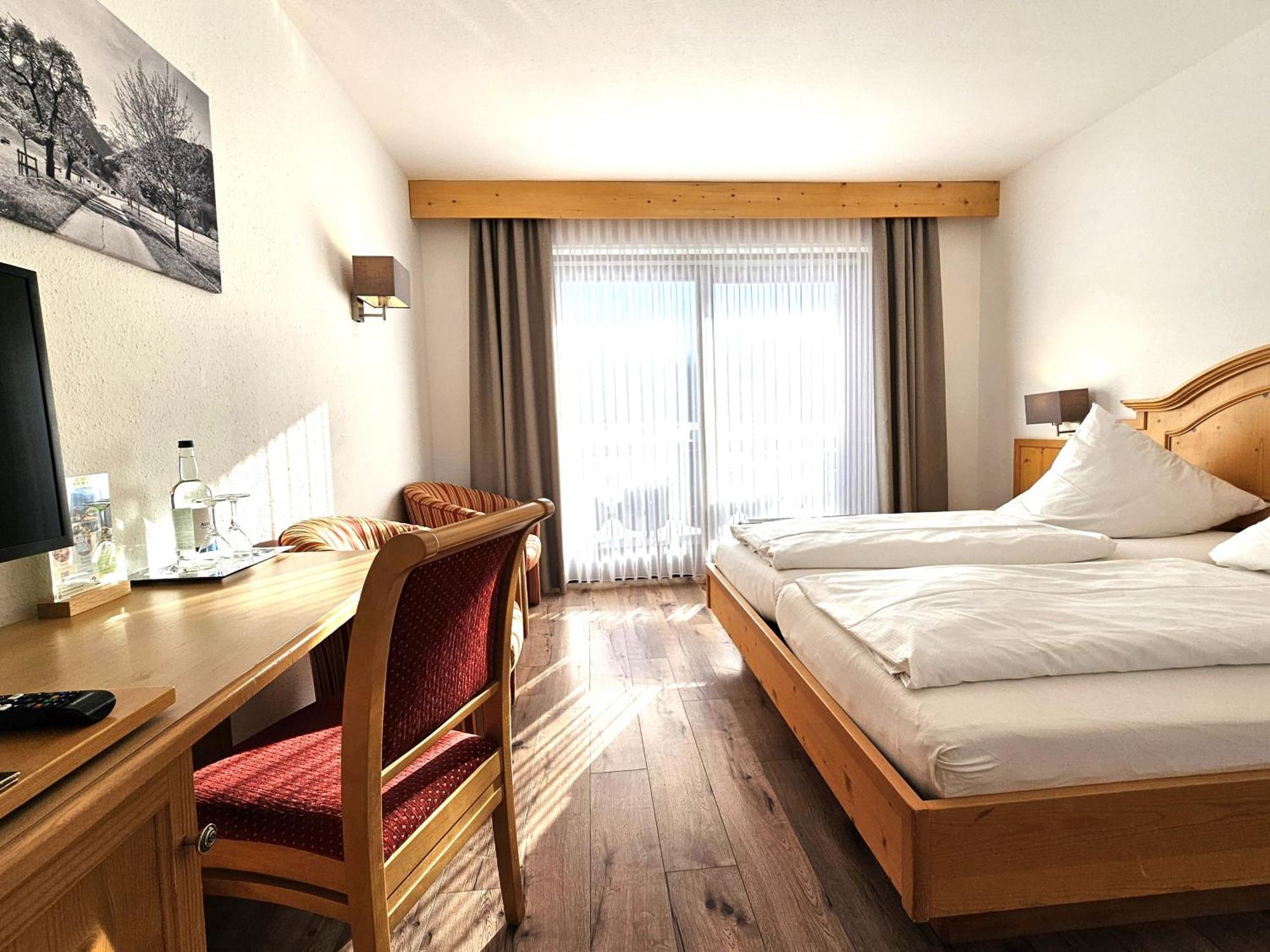Hotel Cafe Fuggerhof Oberstdorf Exterior foto