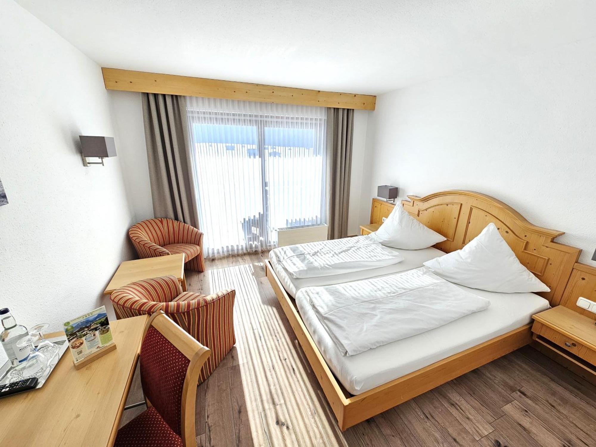 Hotel Cafe Fuggerhof Oberstdorf Exterior foto