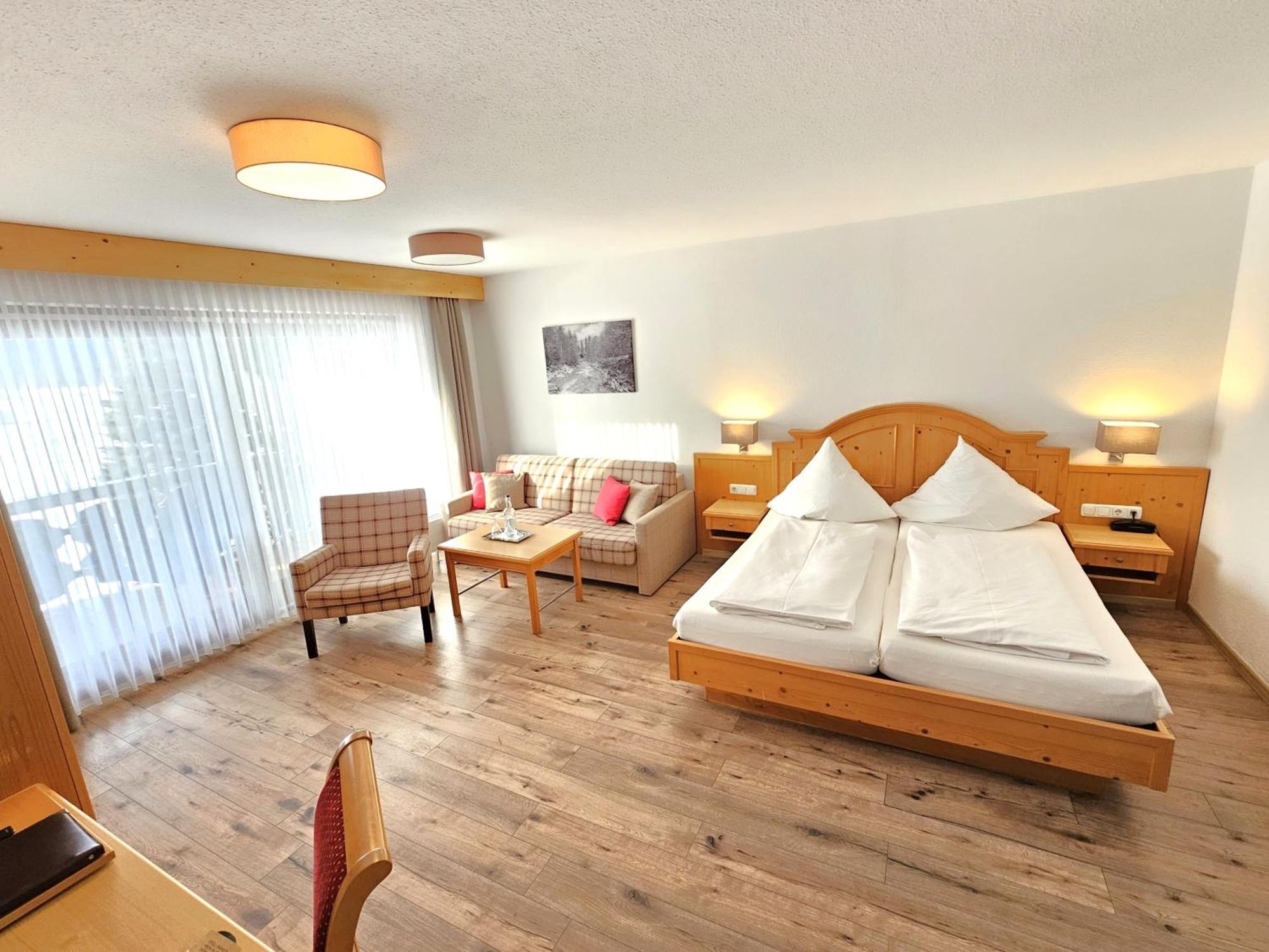 Hotel Cafe Fuggerhof Oberstdorf Exterior foto